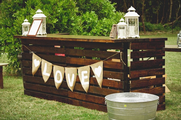 build a bar out of pallet summer diy outdoor solution backyard ideas
